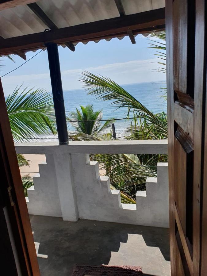 Chandi Gaya Beach Guesthouse تانجالي المظهر الخارجي الصورة