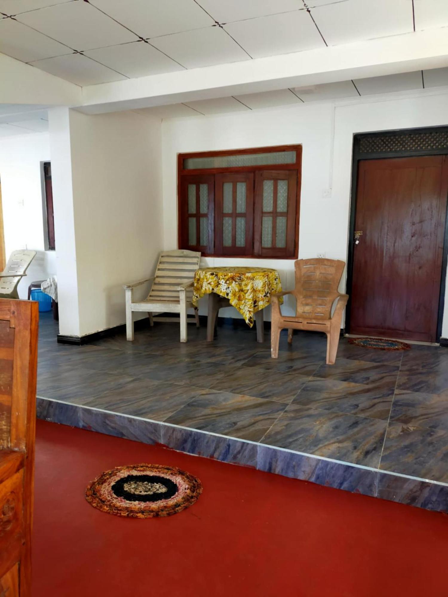 Chandi Gaya Beach Guesthouse تانجالي المظهر الخارجي الصورة