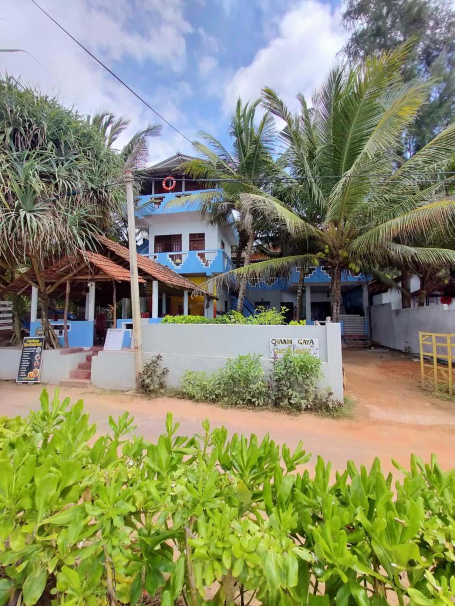 Chandi Gaya Beach Guesthouse تانجالي المظهر الخارجي الصورة